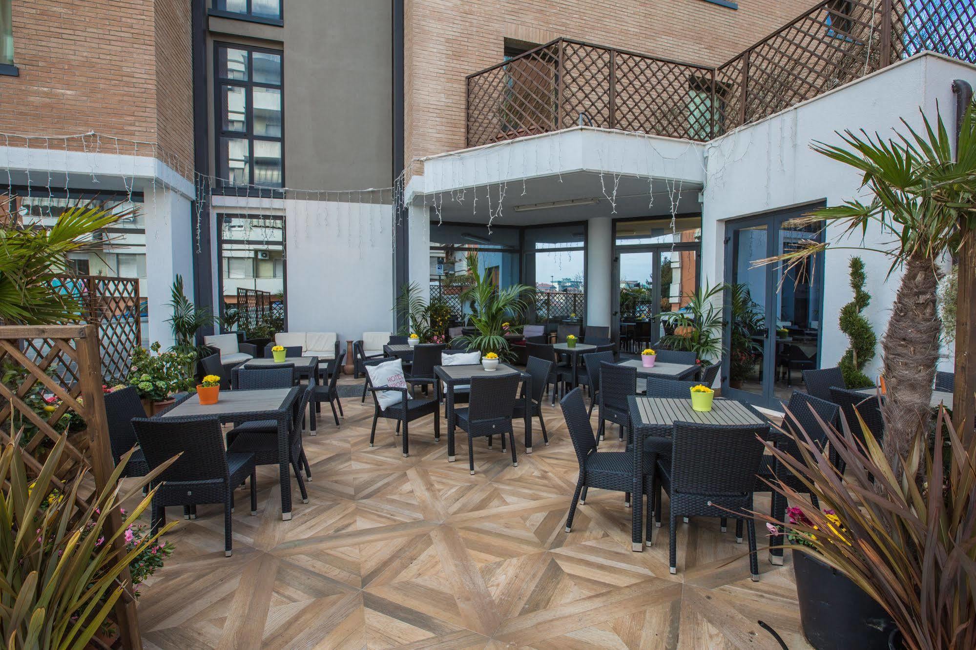 Hotel Europa Ancona Esterno foto